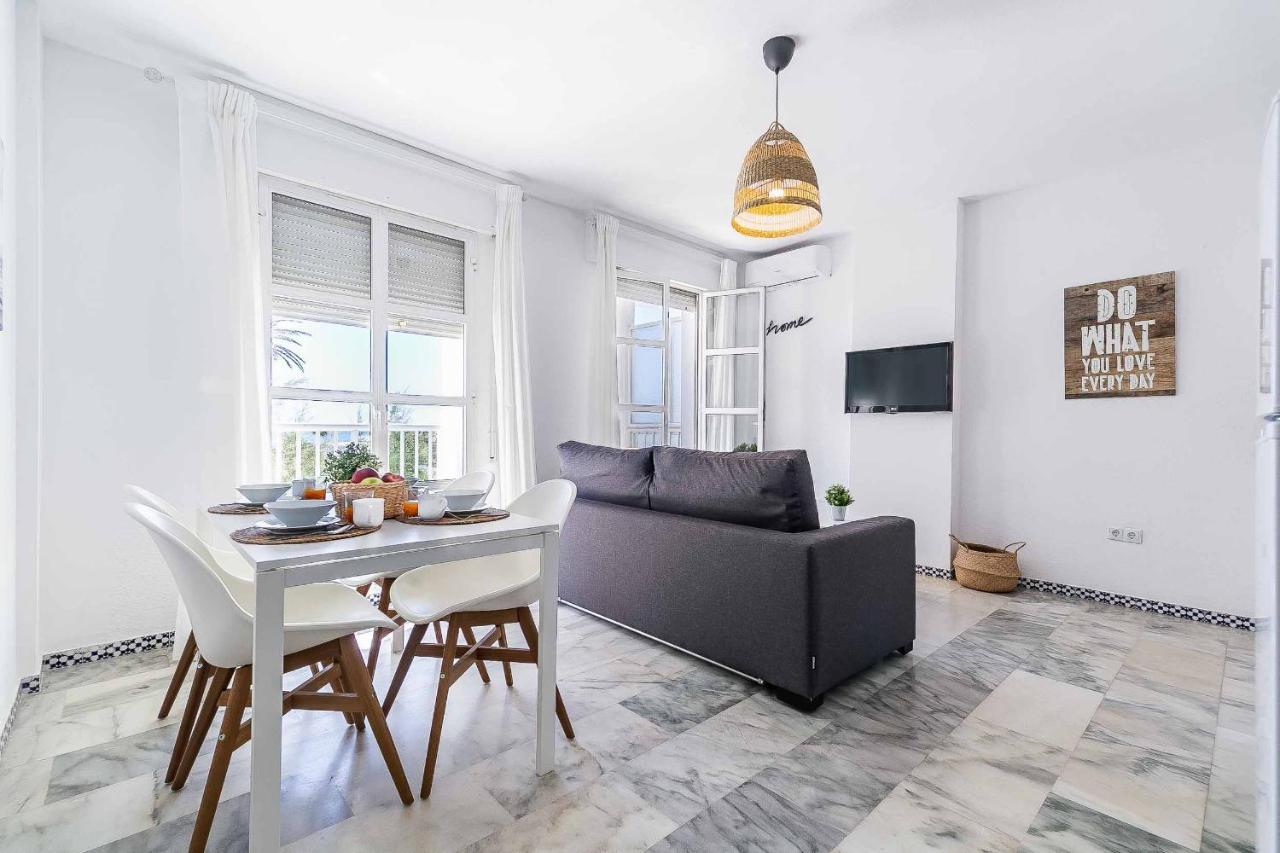 Sur Suites Castillo Fuengirola Ngoại thất bức ảnh