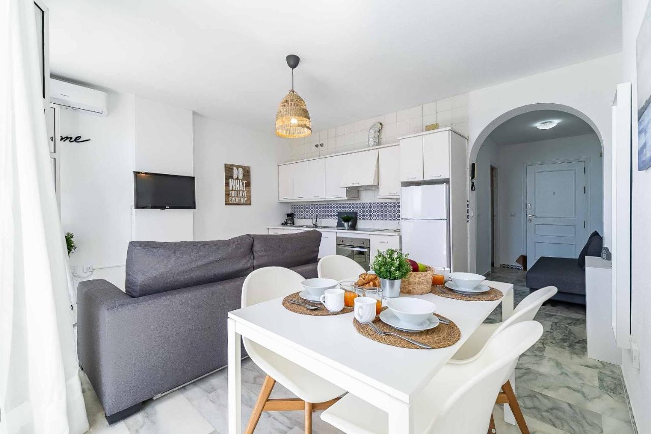Sur Suites Castillo Fuengirola Ngoại thất bức ảnh
