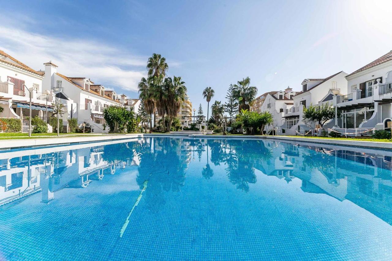 Sur Suites Castillo Fuengirola Ngoại thất bức ảnh