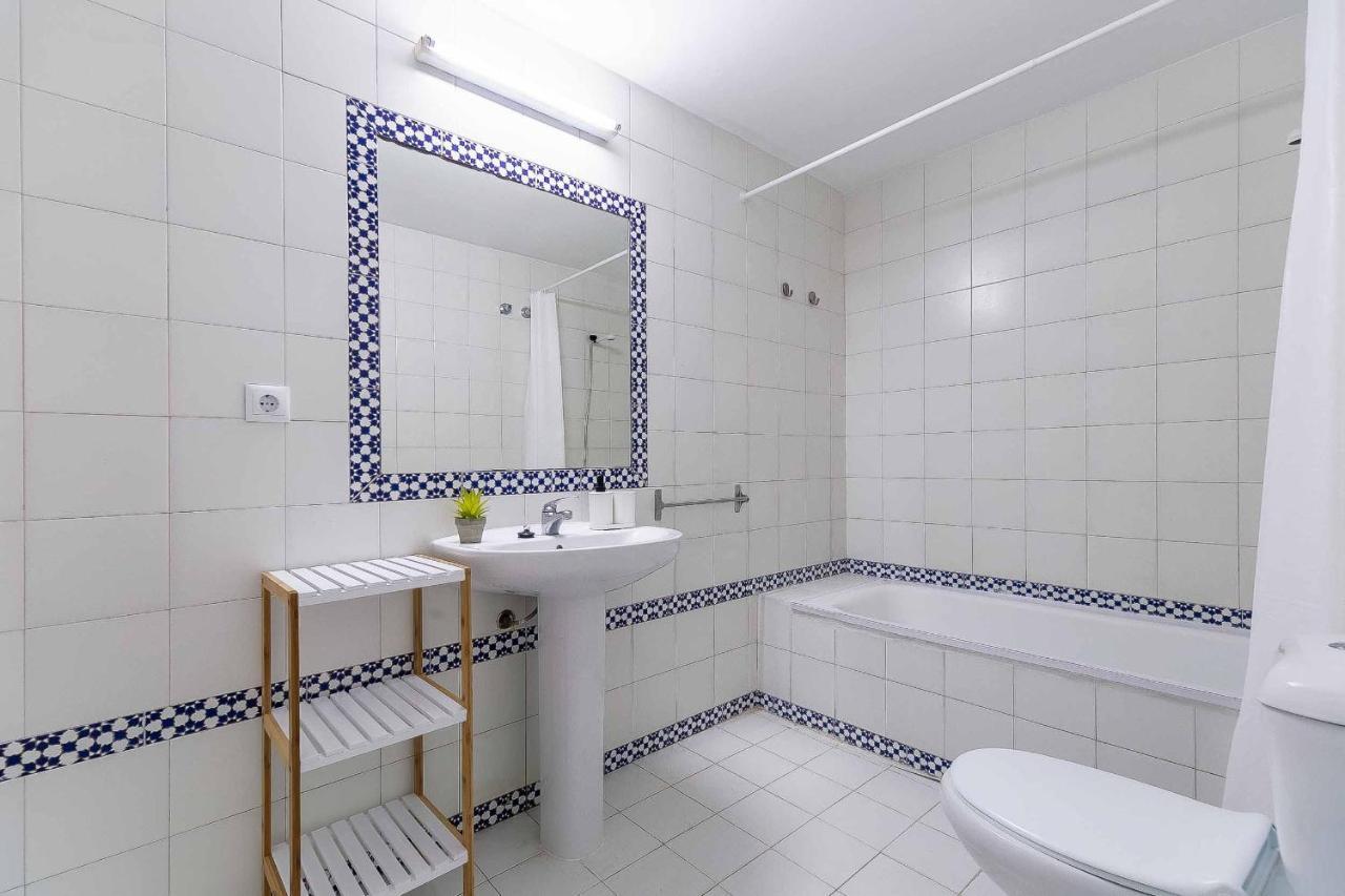 Sur Suites Castillo Fuengirola Ngoại thất bức ảnh