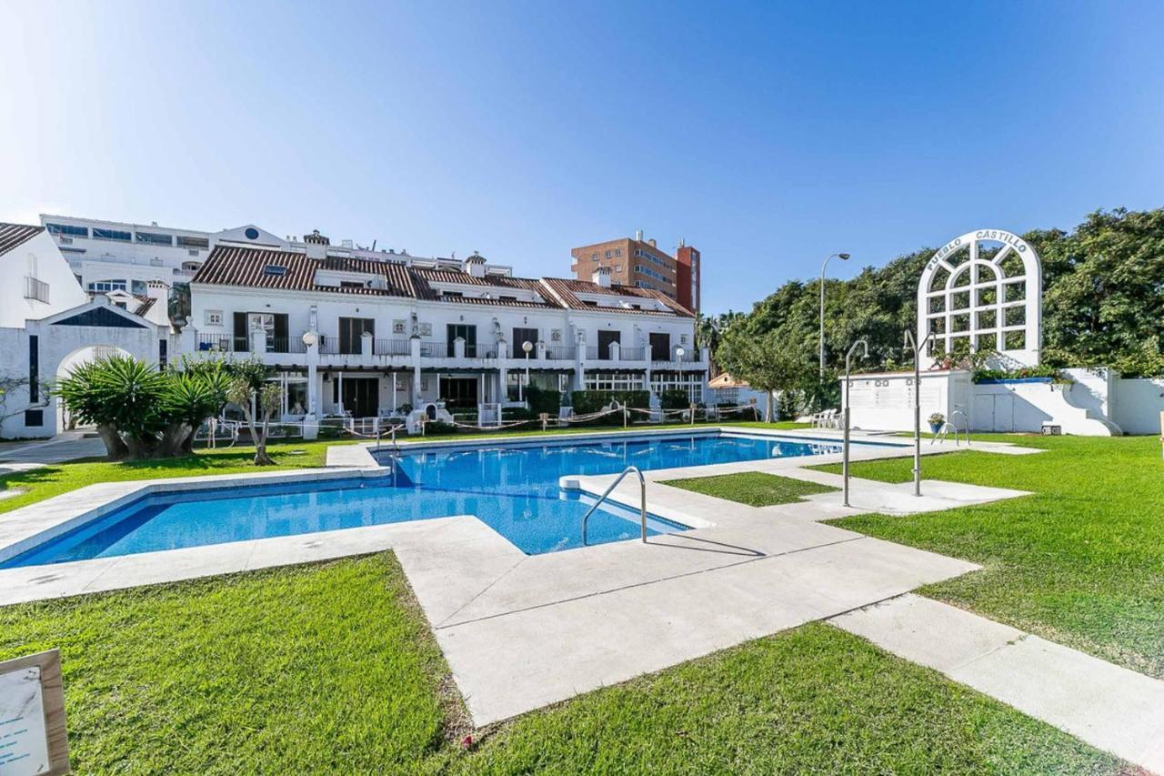 Sur Suites Castillo Fuengirola Ngoại thất bức ảnh